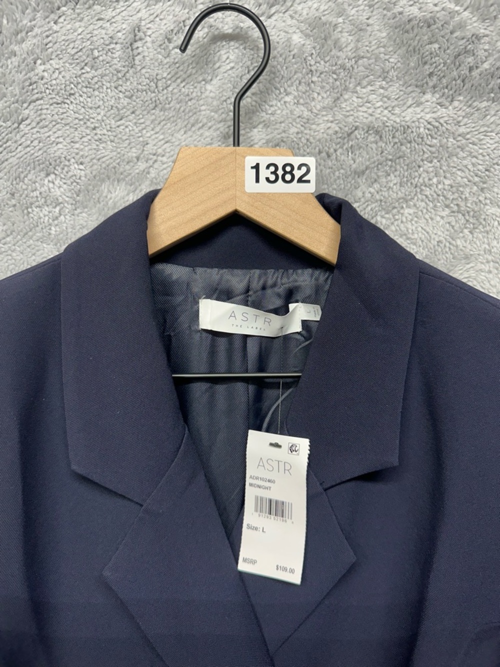 ASTR The Label Midnight Navy Pleated Blazer Dress Sleeveless Wrap Size L NWT - Picture 4 of 11